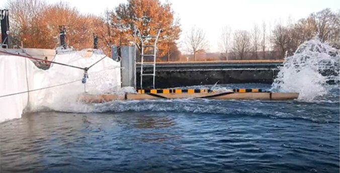 Vorinstallierter mobiler Hochwasserschutz - AQUABURG